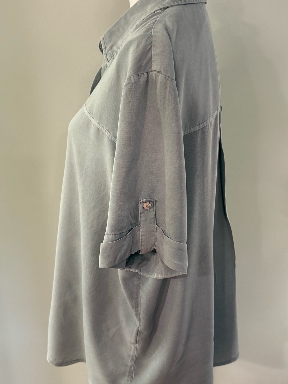 Jane and Delancey Relaxed Rayon and Tencel Blend Button-Down Shirt in Sage - Picture 2 of 9